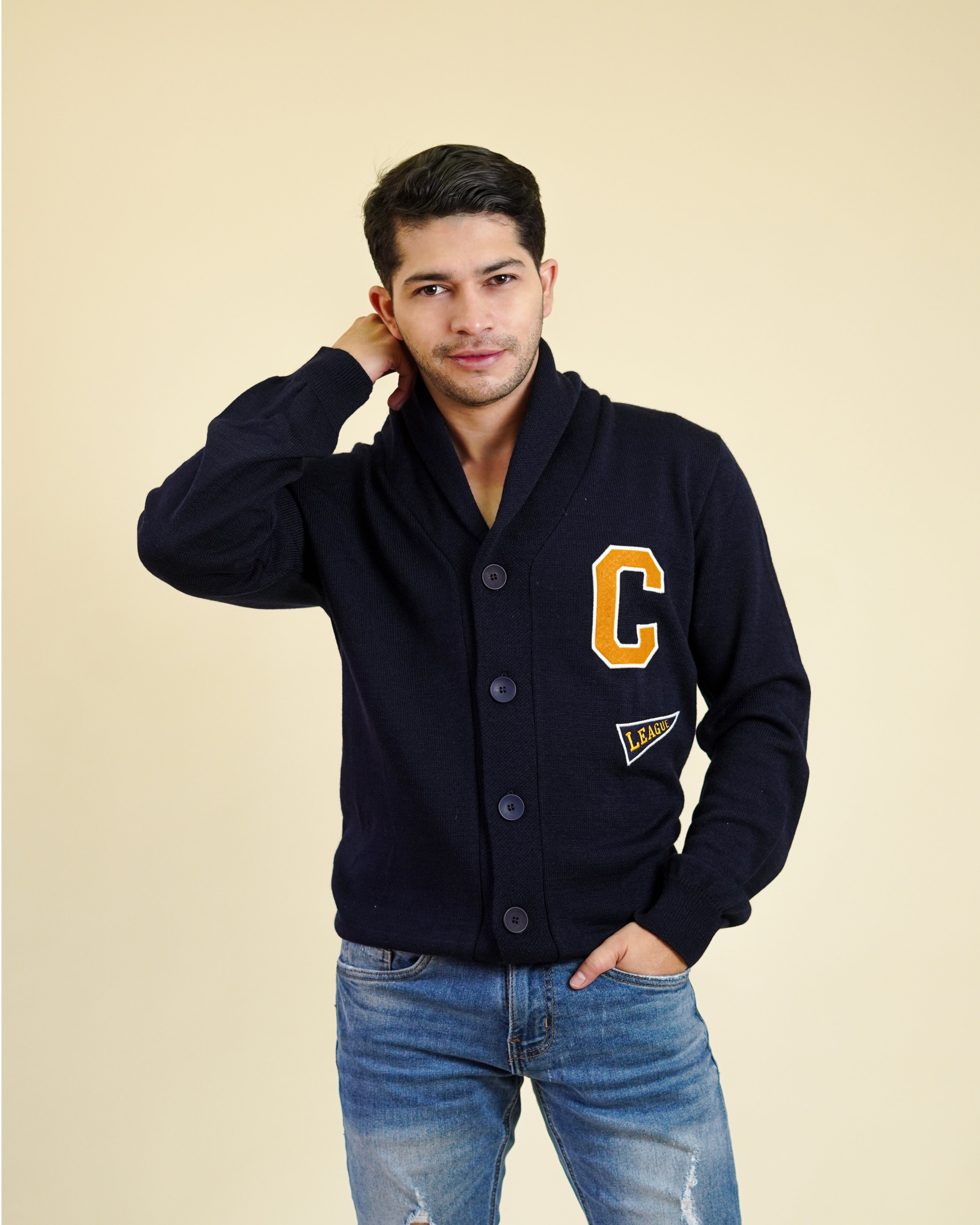 Suéter Universitario