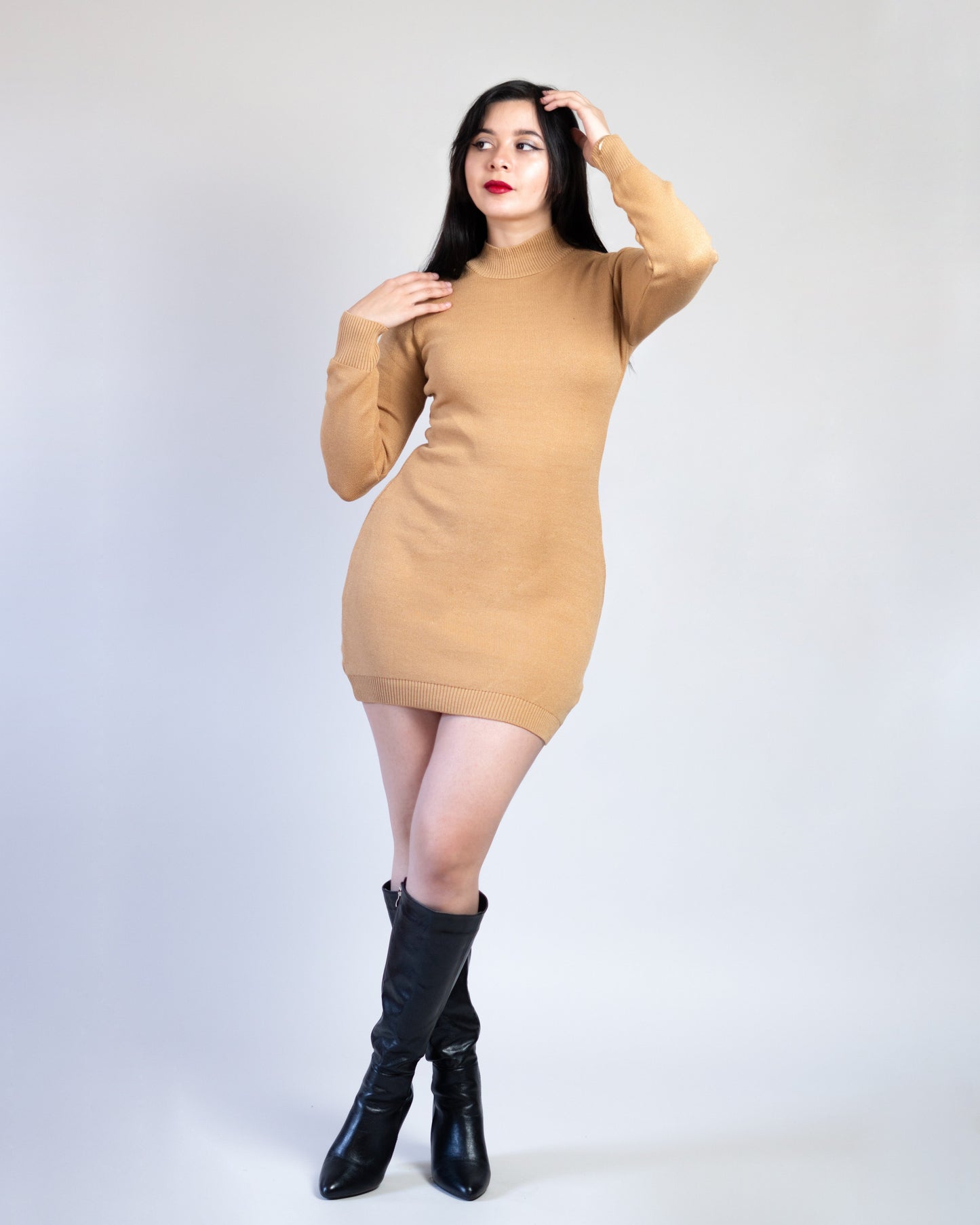 Vestido Corto Manga Larga