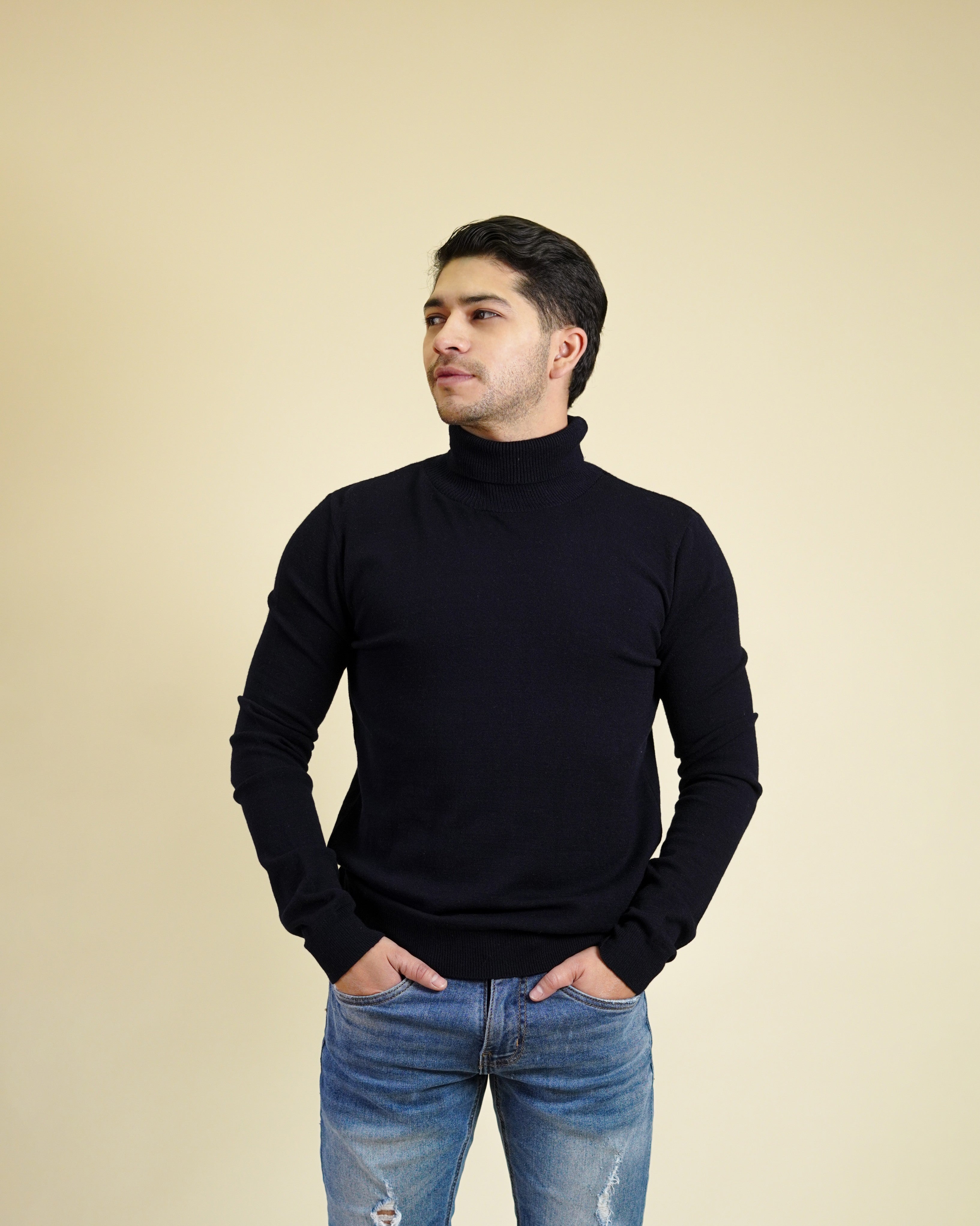 Suéter Cuello Tortuga