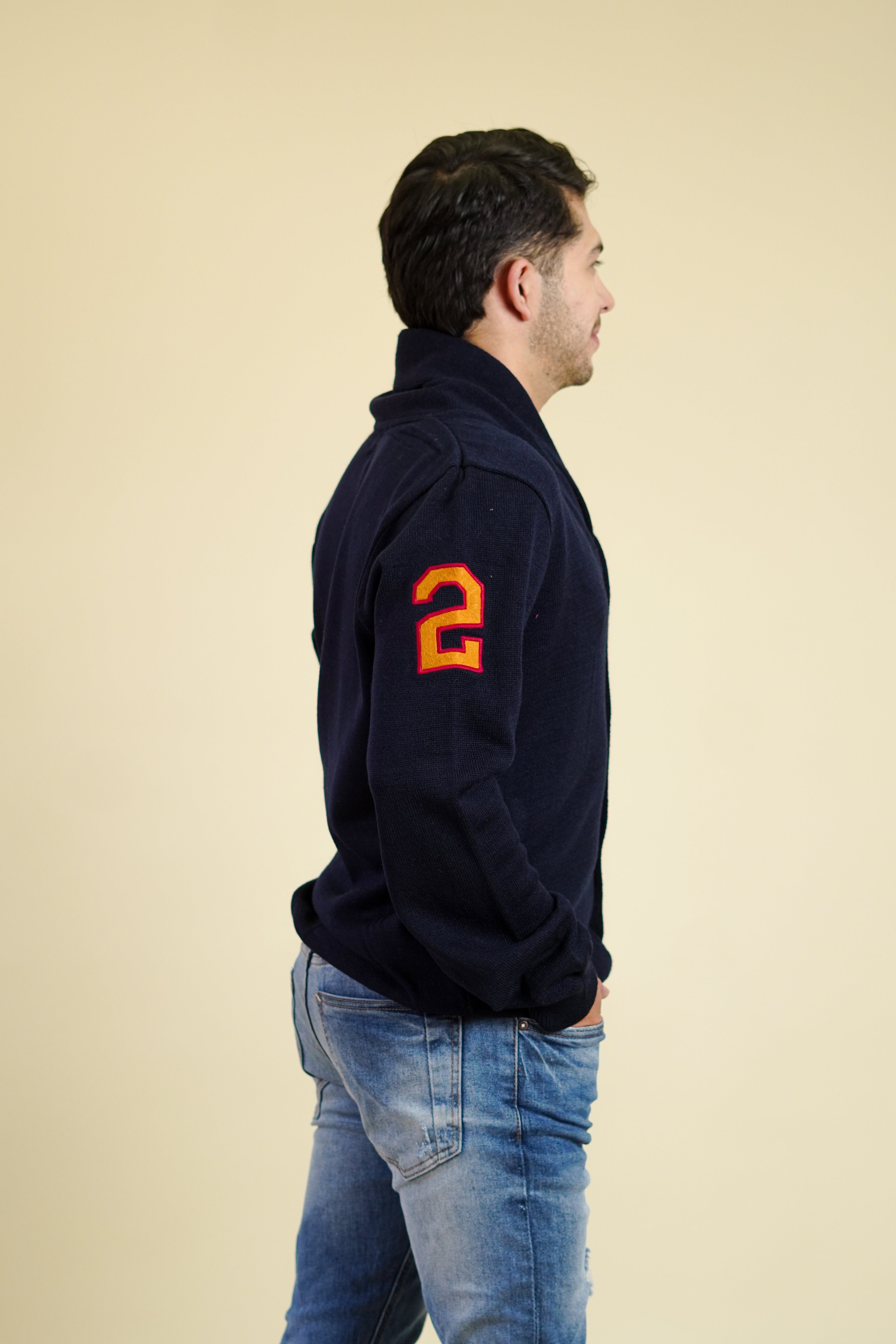 Suéter Universitario