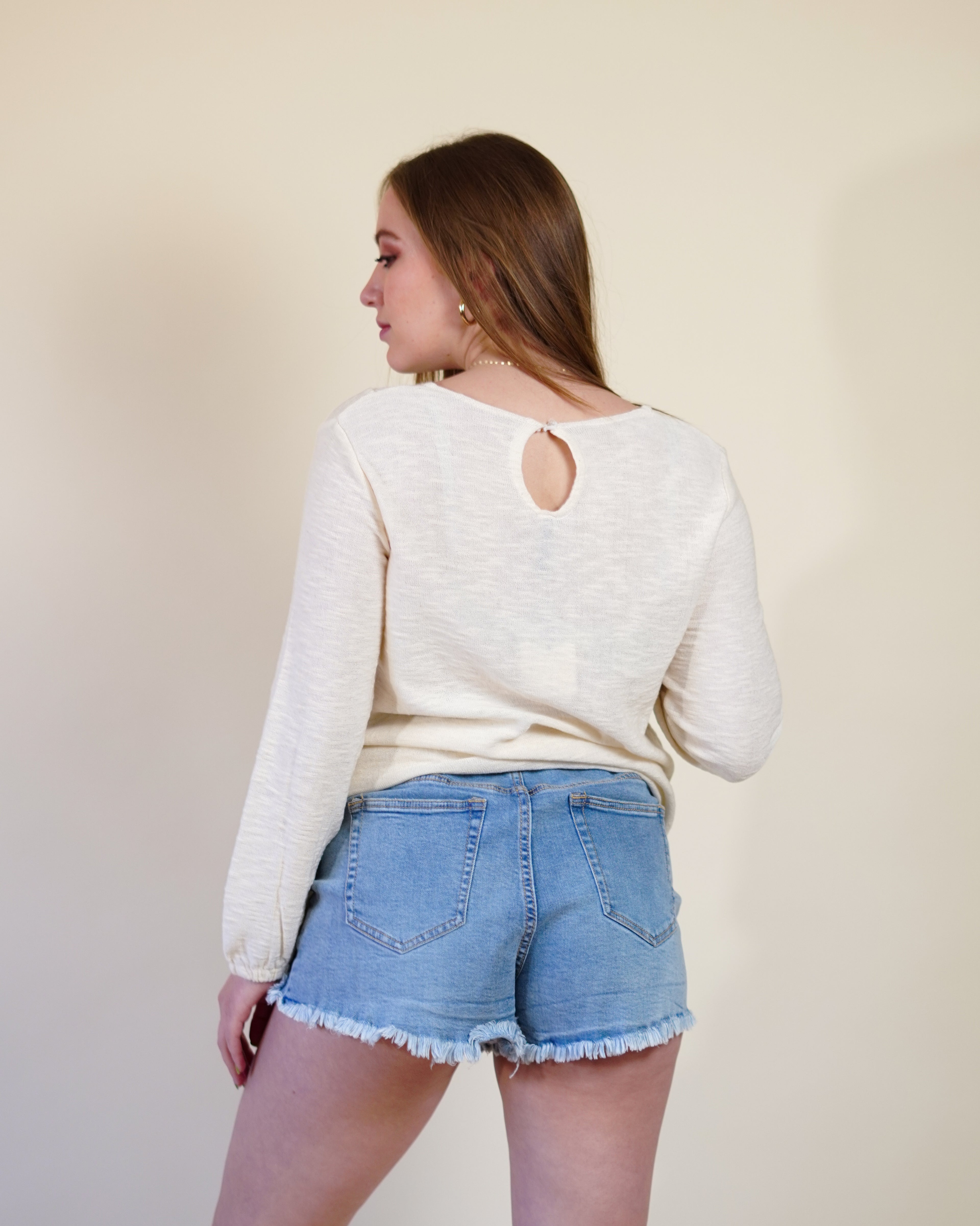 Blusa Escote Bordado