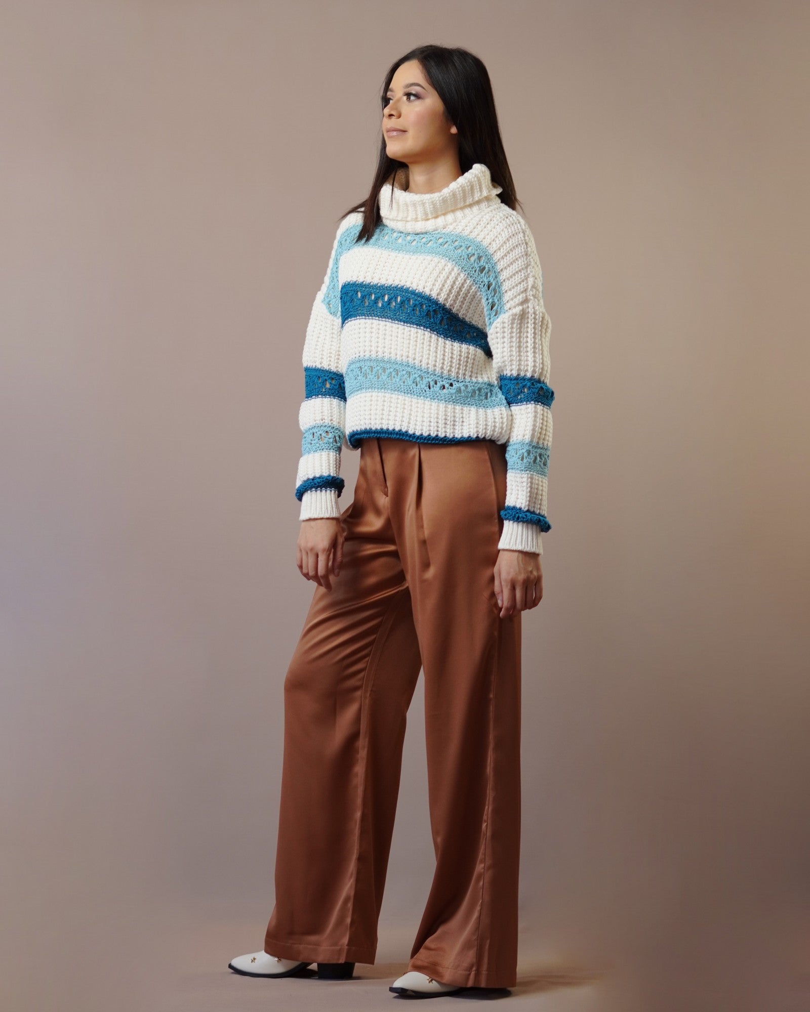 Suéter Cuello Tortuga Beige