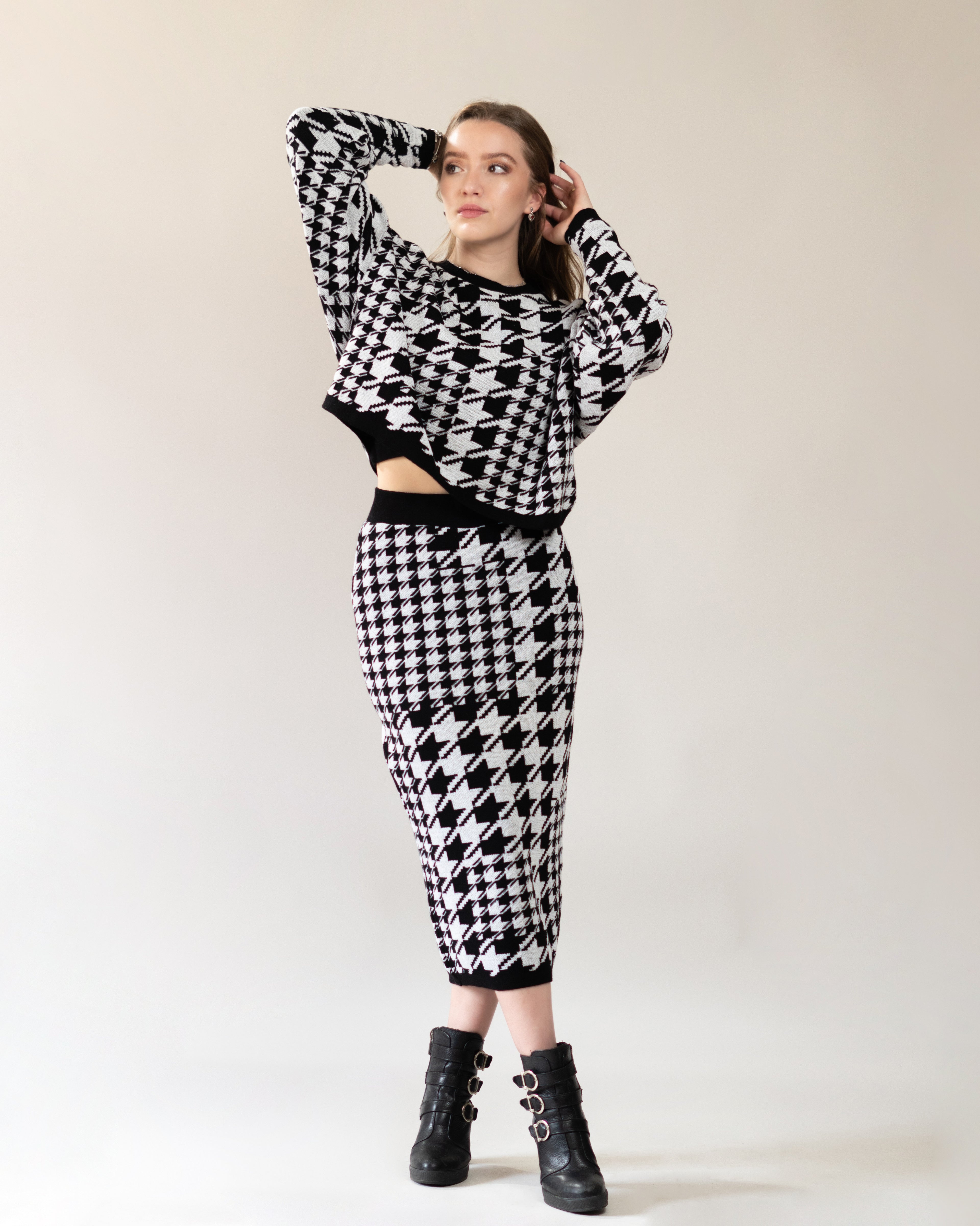 Set Falda y Suéter Pata de Gallo Negro