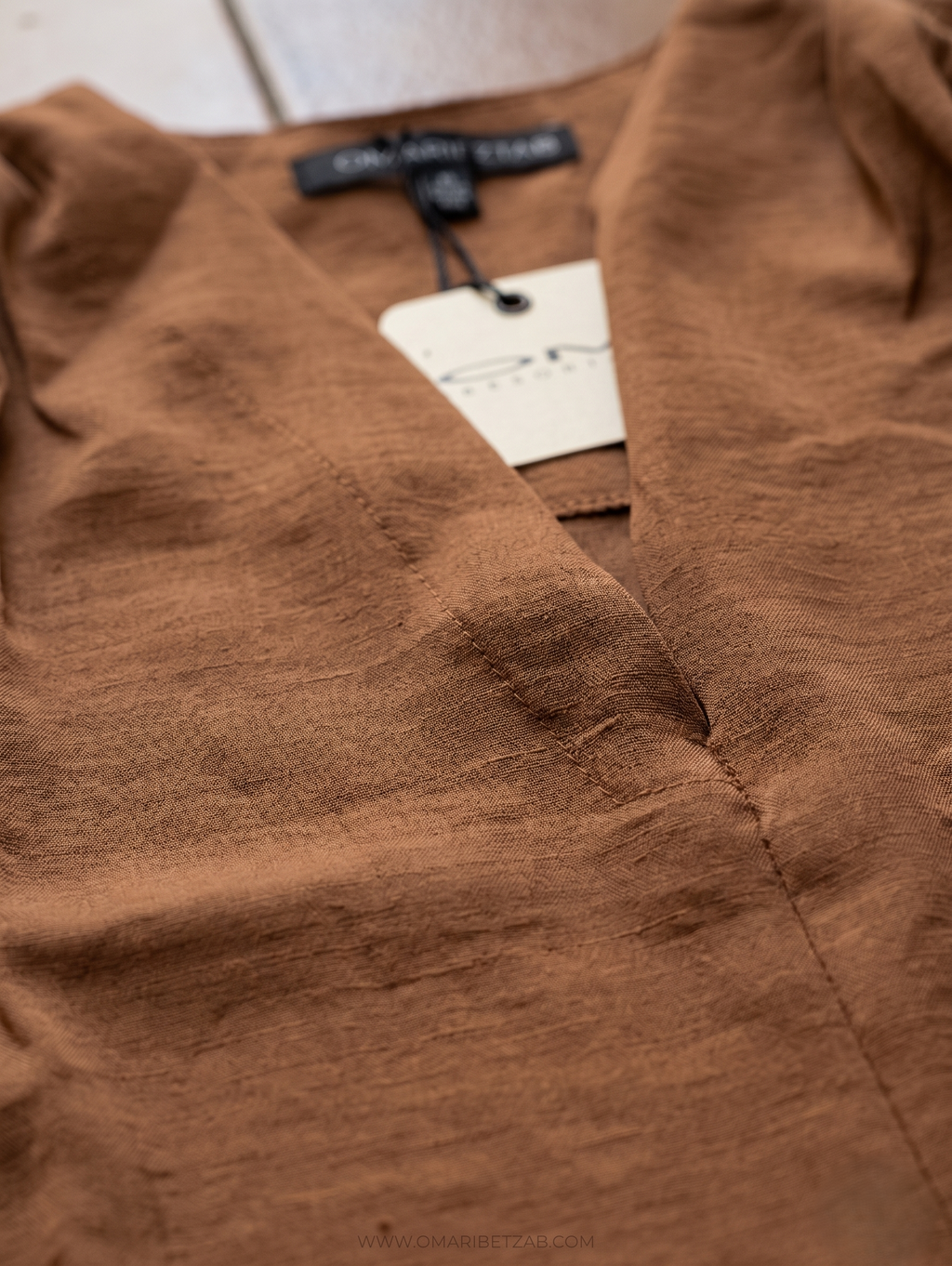 Blusa Con Escote